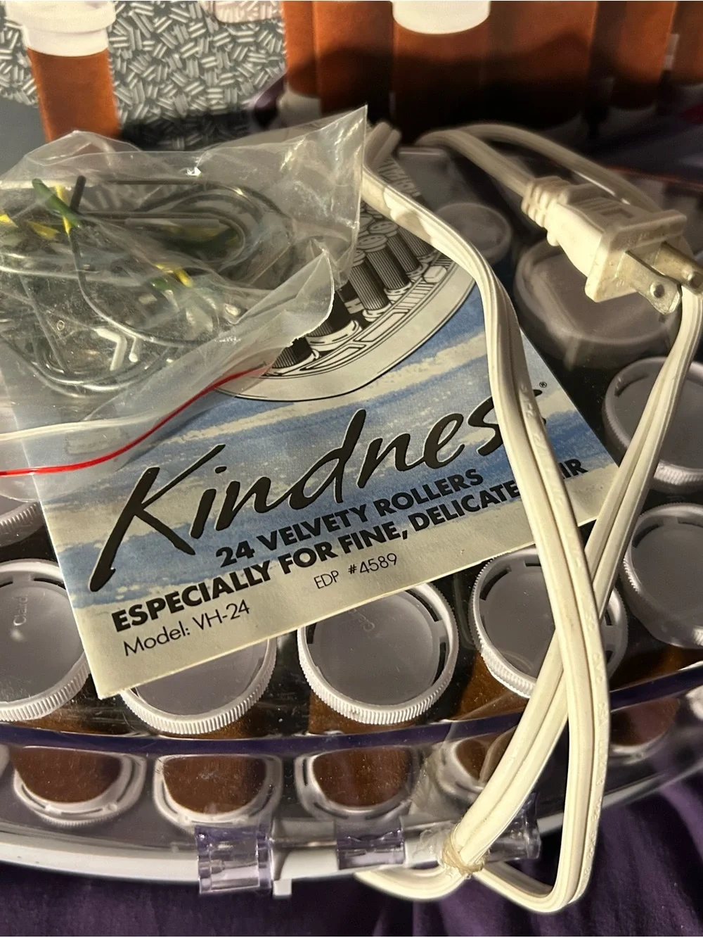 Vintage clairol kindness 24 velvety hair rollers for fine delicate hair